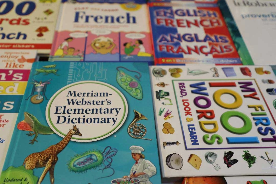 Les enfants exposés à 2 langues